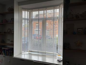 Lamellen / jaloezieën / jaloezie erker / shutters beschikbaar voor biedingen