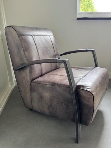 Buffellederen fauteuil  beschikbaar voor biedingen