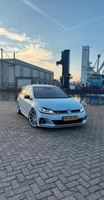 Volkswagen Golf 7.5 GTI 2.0 300pk 7-DSG 2017 Onyx fulloption, Zwart, 4 cilinders, 1984 cc, 1337 kg
