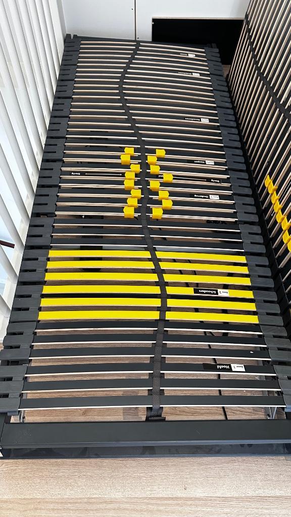 Lattenbodems 80 x 200 cm – elektrisch verstelbaar (2 stuks), Huis en Inrichting, Slaapkamer | Matrassen en Bedbodems, Zo goed als nieuw