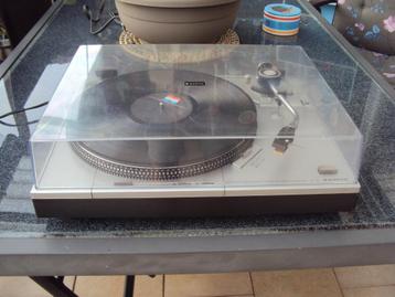 Sanyo TP 30.   Direct drive.  Shure 70 B element. beschikbaar voor biedingen