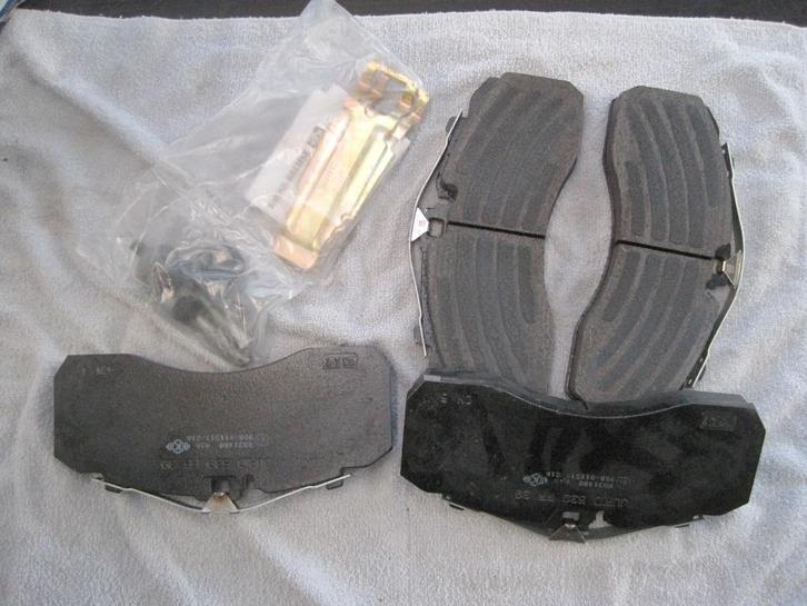 Remblokken KNORR K046771K50 Mercedes MAN Iveco ERF Dennis, Auto-onderdelen, Vrachtwagen-onderdelen, MAN, Remmen en Aandrijving