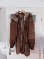 Suede dames jas met vossebond kraag, Kleding | Dames, Jassen | Winter, Ophalen of Verzenden, Gedragen, Maat 42/44 (L), Bruin