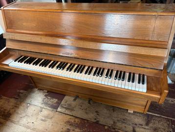 Mooie gebruikte piano - Alb. Hahn beschikbaar voor biedingen
