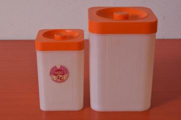 Set van 2 retro vintage LL Plastics voorraadpotten beschikbaar voor biedingen