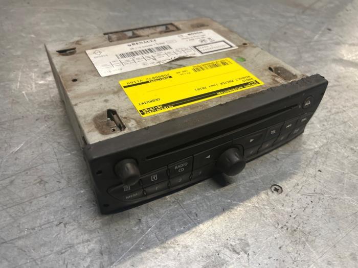 Radio van een Renault Master, Gebruikt, -, Renault, -