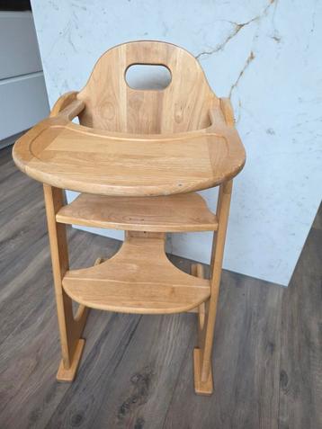Houten Meegroeistoel met Eetblad beschikbaar voor biedingen