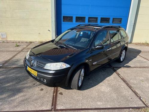 Renault Mégane Grand Tour 2.0-16V Privilège Luxe! Pano! Ai, Auto's, Renault, Bedrijf, Te koop, Mégane, ABS, Airbags, Airconditioning