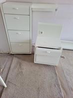 2 nachtkastjes en 1 ladekast., Ophalen, Zo goed als nieuw