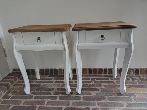 bijzettafel/nachtkastje wit/houten blad 2 stuks, Huis en Inrichting, Slaapkamer | Nachtkastjes, Gebruikt, 55 tot 70 cm, Minder dan 45 cm