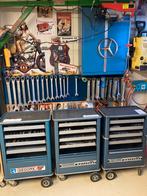 Diverse gedore gereedschapswagens gevuld met gedore, Ophalen, Gebruikt