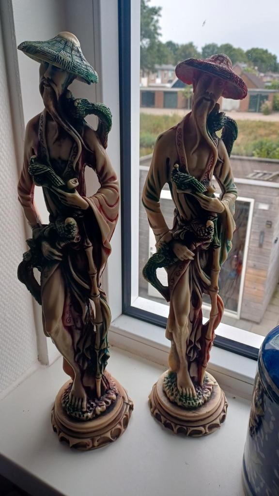2 Chinese beelden met slang, Antiek en Kunst, Kunst | Beelden en Houtsnijwerken, Ophalen of Verzenden