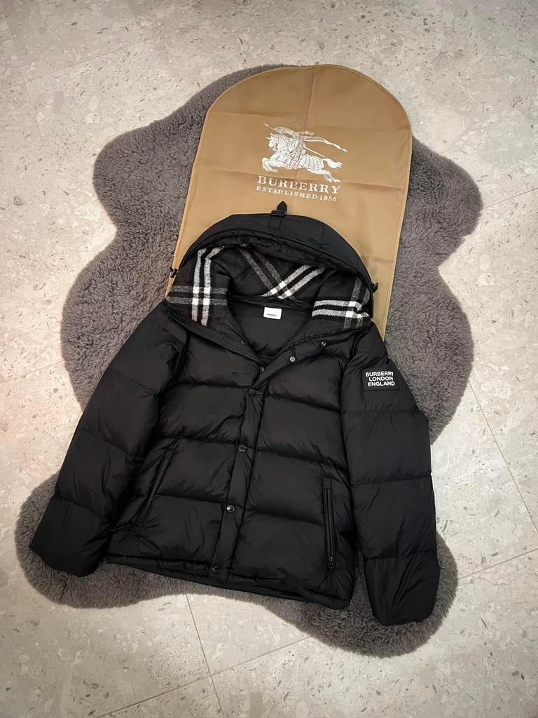 Burberry puffer jacket/bodywarmer zwart maat S, Kleding | Heren, Jassen | Winter, Zo goed als nieuw, Overige maten, Zwart, Ophalen of Verzenden