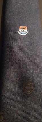 DDA Dutch Dakota Association stropdas blauw logo midden, Verzamelen, Ophalen of Verzenden, Nieuw, Gebruiksvoorwerp