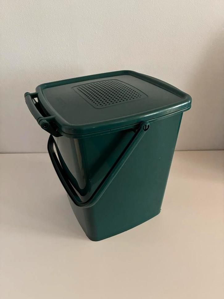 GFT afvalbakje geschikt voor 20 liter zakjes (laatste foto), Huis en Inrichting, Woonaccessoires | Prullenbakken, Zo goed als nieuw