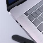 MacBook Pro 15 Inch 2017 Touchbar i7 16GB 256SSD Space Gray, Computers en Software, Apple Macbooks, Apple, Zo goed als nieuw, Support@apple.com