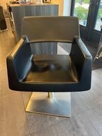 Kappers stoelen
