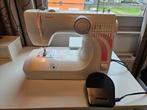 Toyota RS2000 STF naaimachine, getest en in goede staat, Hobby en Vrije tijd, Ophalen of Verzenden, Zo goed als nieuw, Naaimachine