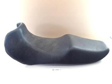GSX750F 1998 - 2005 Suzuki Zadel D1-36045 beschikbaar voor biedingen