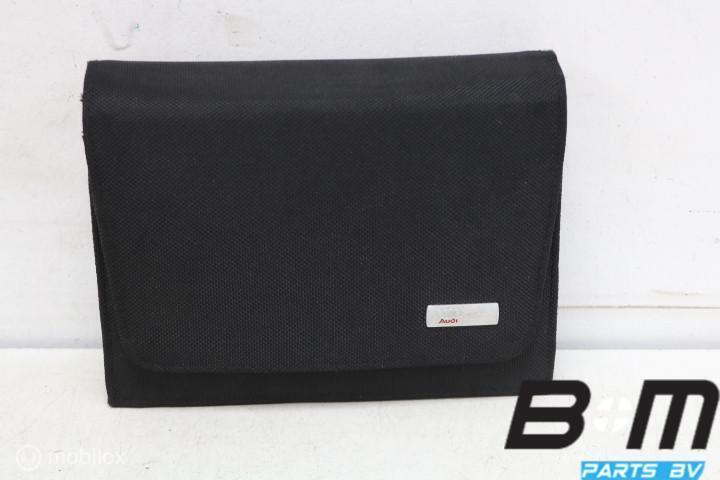 Instructieboekje met serviceplan Audi A3 8P onbekend, Auto-onderdelen, Interieur en Bekleding, Gebruikt