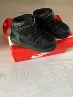 Nike schoentjes maat 21 incl. doos TE KOOP!, Ophalen of Verzenden, Zo goed als nieuw, Jongetje of Meisje, Schoentjes