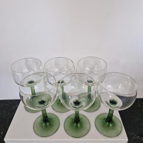 Vintage Groene Wijnglazen - Set van 6, Antiek en Kunst, Antiek | Glas en Kristal, Ophalen of Verzenden