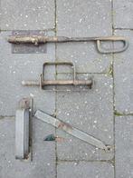 Oude metalen grendels / Wieringermeer klinkstel, Ophalen of Verzenden, Gebruikt