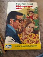 Miek op eigen wiek - Netty Koen-Conrad, Ophalen of Verzenden, Gelezen, Nederland