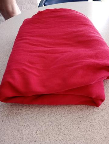 Tricot Slen baby draagdoek rood (nieuwstaat) beschikbaar voor biedingen
