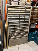 Stalen vintage ladenkast, Huis en Inrichting, Gebruikt, 100 tot 150 cm, Metaal, 50 tot 75 cm