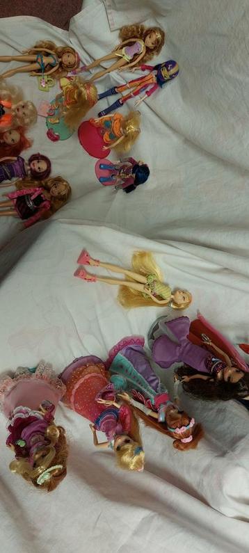 Winx barbie poppen  beschikbaar voor biedingen