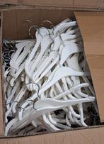 Kledinghangers wit per 10 stuks, Ophalen, Gebruikt, Kunststof, Volwassenen