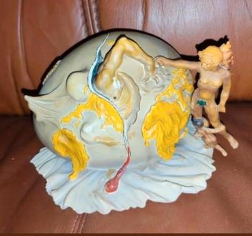 Salvador Dali Ei Sculptuur beschikbaar voor biedingen