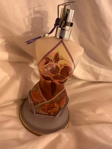Jean Paul Gaultier Vintage Parfumfles beschikbaar voor biedingen