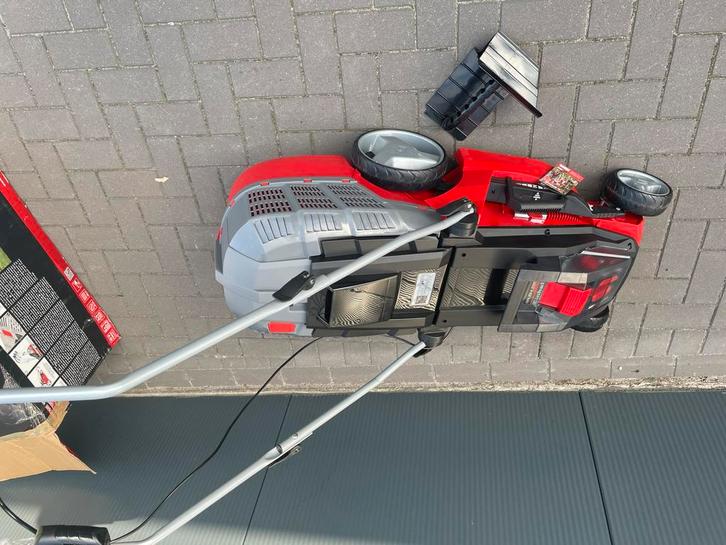 Einhell GE-CM 43 LI M 40v 2x4,0A accu grasmaaier nieuw, Tuin en Terras, Grasmaaiers, Nieuw, Accu-grasmaaier, 40 t/m 49 cm, Cirkelmaaier