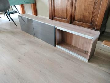 Ikea  tv meubel  Zwevend.  Bestâ  180/120 x 23 x 39 cm - afbeelding 4