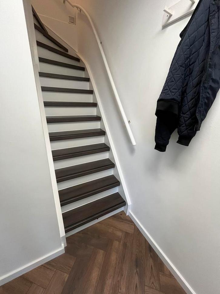 Betaalbare Traprenovatie overzettredes scherp geprijsd, Doe-het-zelf en Verbouw, Ladders en Trappen, Nieuw, Trap, Ophalen of Verzenden