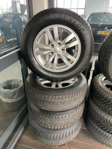 Mitsubishi Outlander Velgen met winterbanden 16" beschikbaar voor biedingen