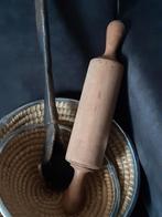 Ouderwetse deegroller ,houten keukengerei, massief, sleets, Ophalen of Verzenden