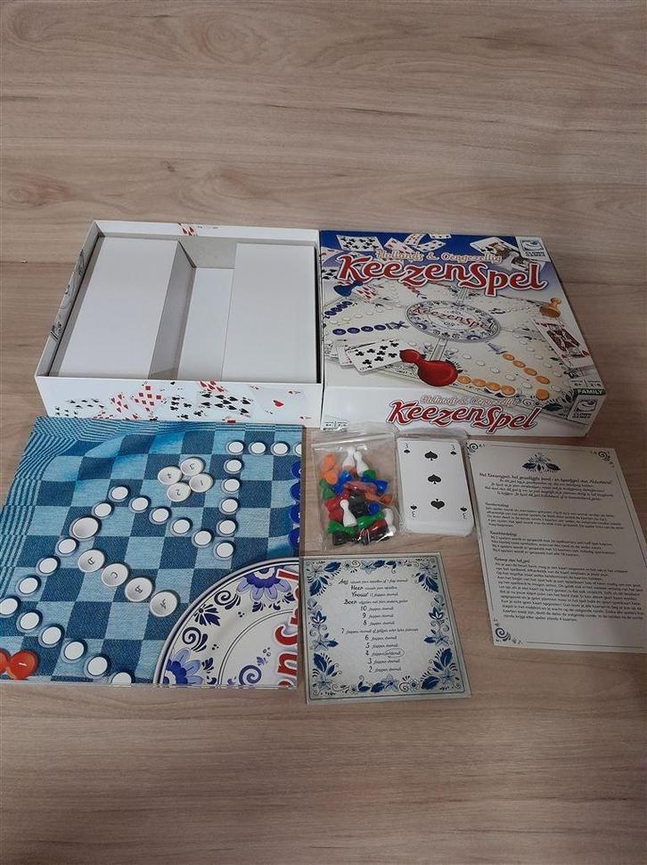Keezenspel - s3018, Hobby en Vrije tijd, Gezelschapsspellen | Bordspellen, Zo goed als nieuw, Ophalen of Verzenden
