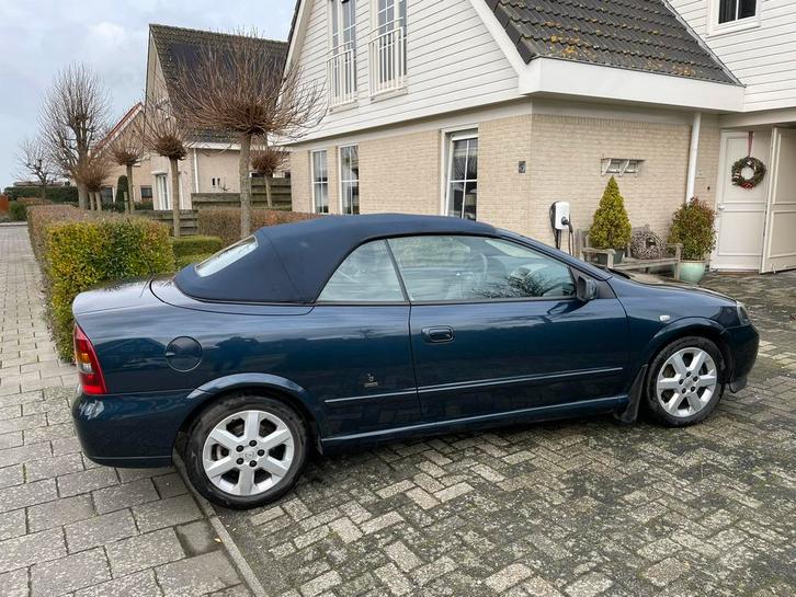 Opel Astra 1.8 16V Coupe 2002 Blauw Bertone Cabriolet, Auto's, Opel, Particulier, Astra, Benzine, D, Coupé, Handgeschakeld, Origineel Nederlands