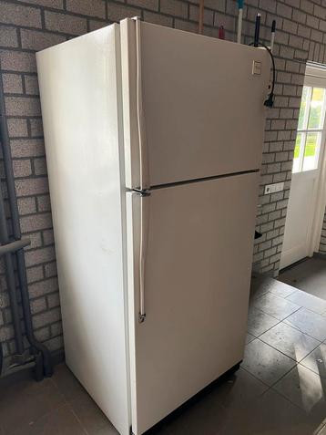 Grote Amerikaanse Whirlpool koel/vriescombinatie beschikbaar voor biedingen