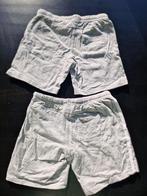 2 grijze korte broekjes - maat 116/122, Broek, Kiki Koko, Gebruikt, Ophalen of Verzenden