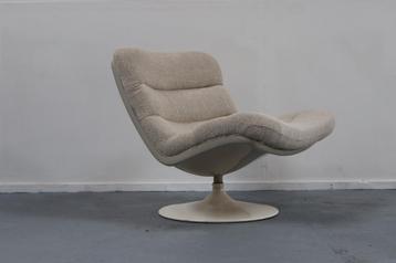 Artifort F976 vintage re-upholstered Geoffrey Harcourt  beschikbaar voor biedingen