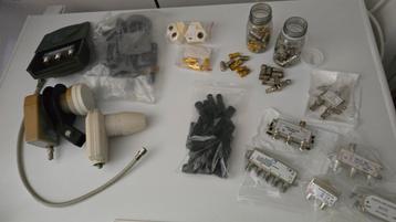 Schotel voor satelliet benodigdheden oa LNB beschikbaar voor biedingen