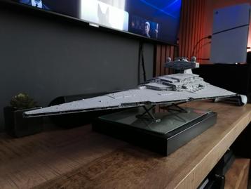 Star Wars ISD Imperial Star Destroyer model met base