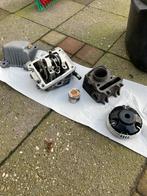 Cilinder met kop piaggo 2takt 2v, Ophalen of Verzenden, Zo goed als nieuw, Cilinder, Piaggio