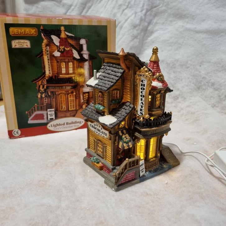 Lemax Winter Village Garry's Chocolat shop., Diversen, Kerst, Zo goed als nieuw, Ophalen of Verzenden