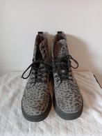 Leuke boots zwart/grijs suède, Ophalen of Verzenden, Gedragen, Zwart