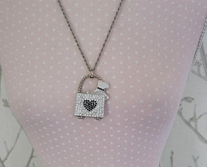 Westie Locket Hanger, Sieraden, Tassen en Uiterlijk, Kettingen, Zo goed als nieuw, Overige materialen, Zilver, Met hanger, Ophalen of Verzenden